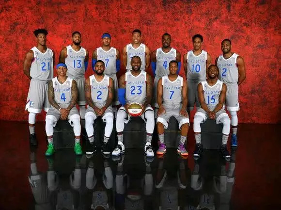 关键时刻扭 关键时刻扭