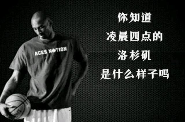 双手重扣